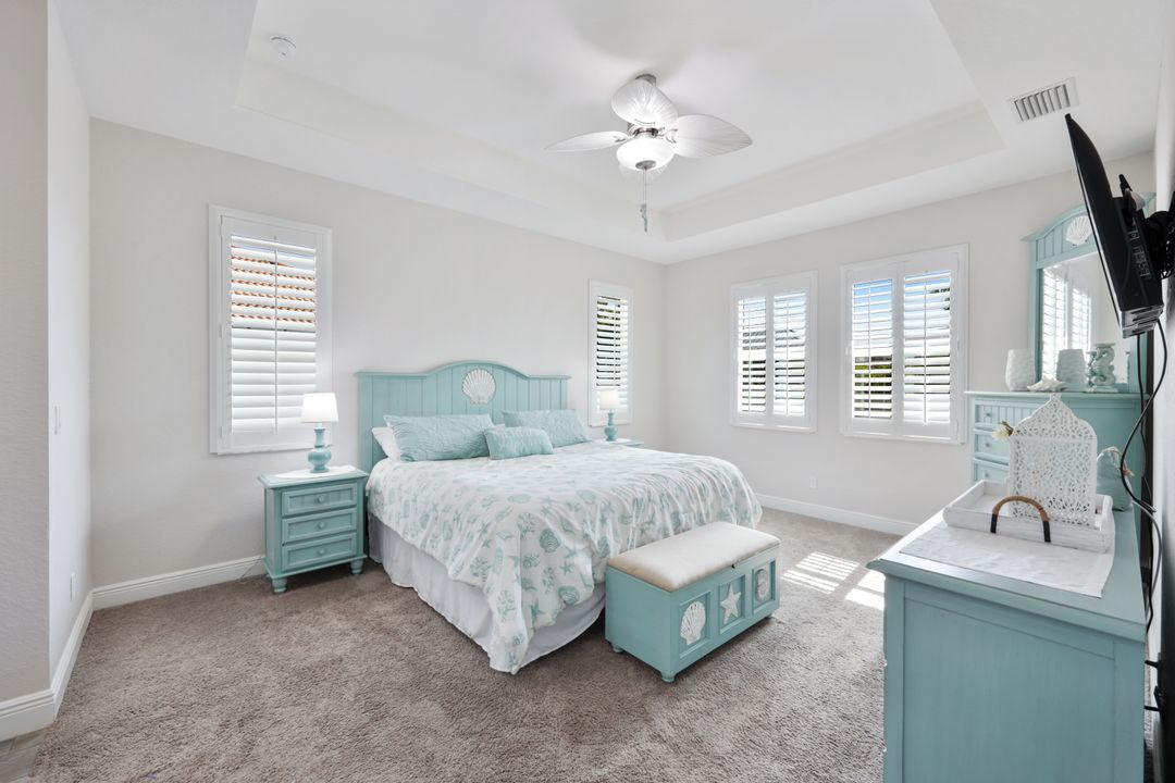 4800 SW 23rd Ave, Cape Coral, FL 33914