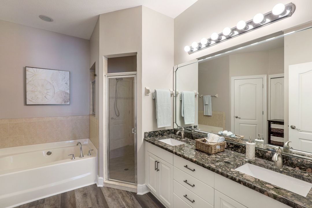 20661 Torre Del Lago St, Estero, FL 33928