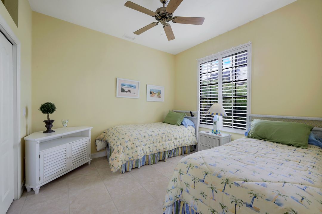 201 San Mateo Dr, Bonita Springs, FL 34134