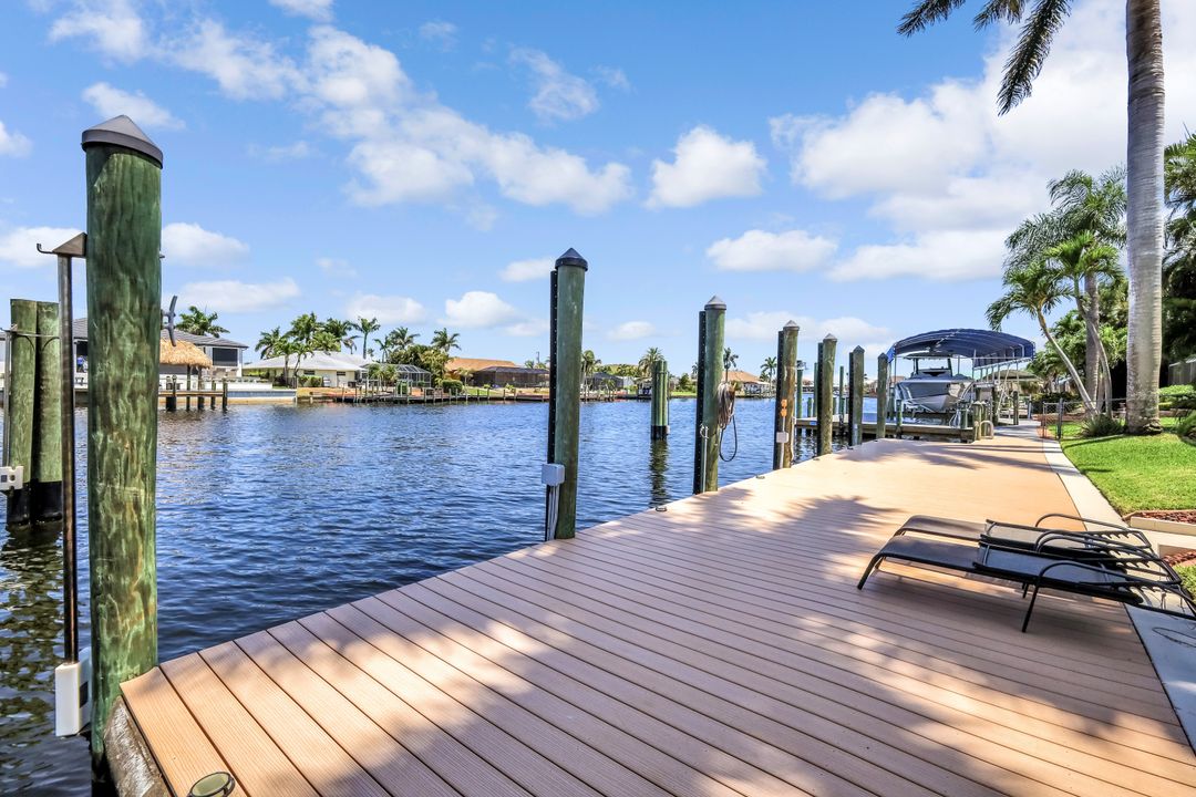 3917 SE 19th Ave, Cape Coral, FL 33904
