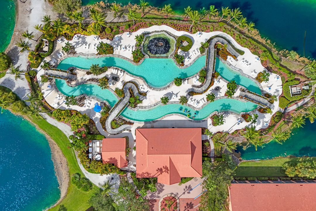 6590 Beach Resort Dr #2, Naples, FL 34114
