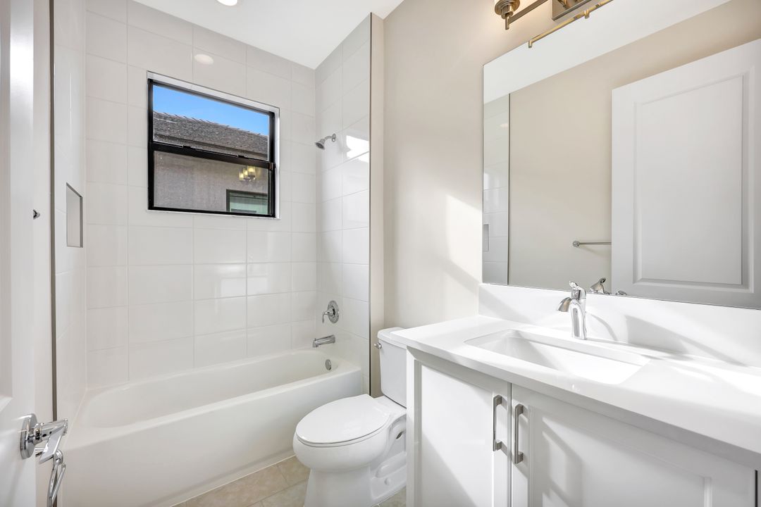 12674 Caballo Ct, Estero, FL 33928