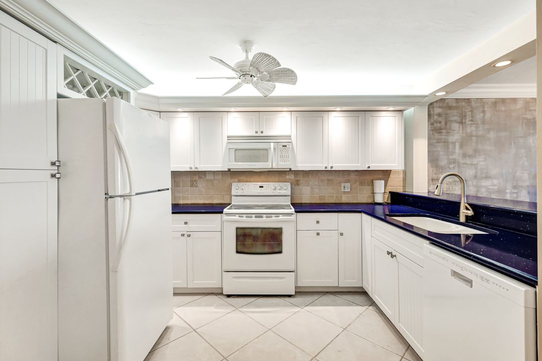 26000 Hickory Blvd #203, Bonita Springs, FL 34134