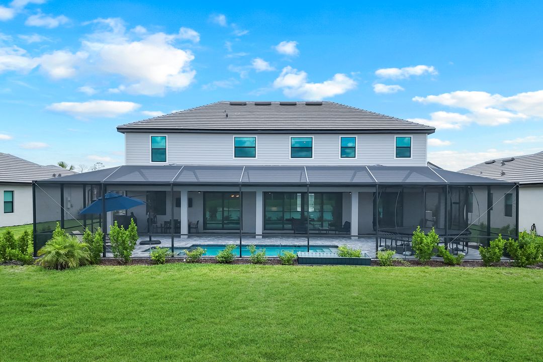 10817 Timber Creek Dr, Fort Myers, FL 33913