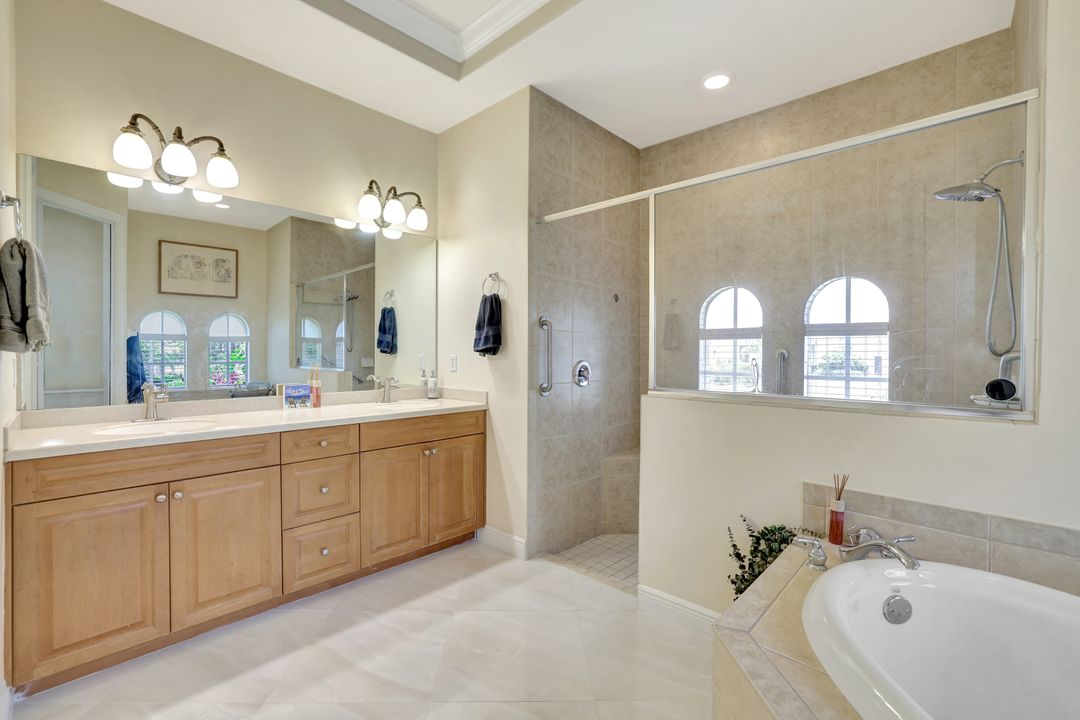 628 Hernando Dr, Marco Island, FL 34145