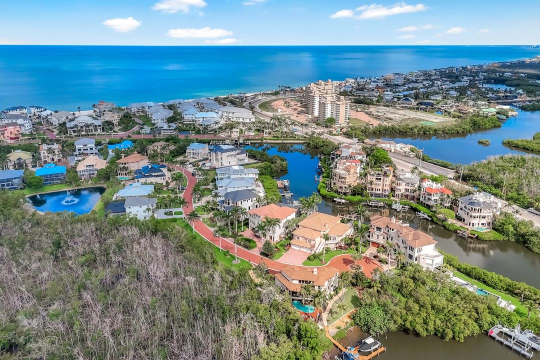 175 Topanga Dr, Bonita Springs, FL 34134