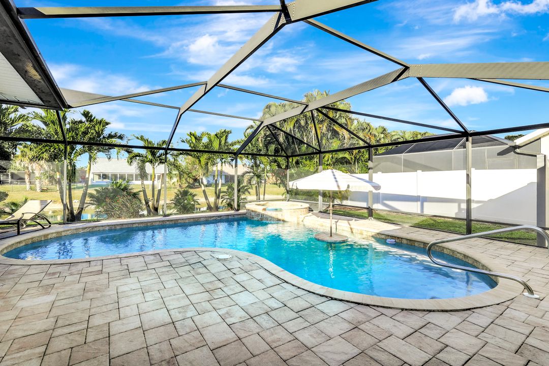 11631 Red Hibiscus Dr, Bonita Springs, FL 34135