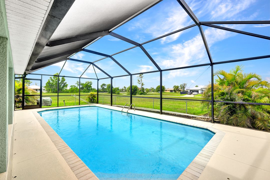 4414 Garden Blvd, Cape Coral, FL 33909