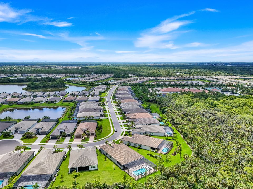 12063 Azalea Wy, Naples, FL 34120