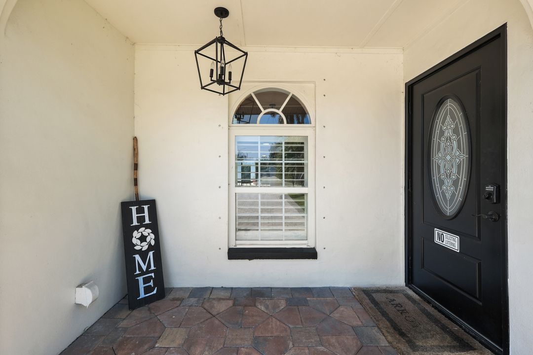 8327 Riviera Ave, Fort Myers, FL 33919