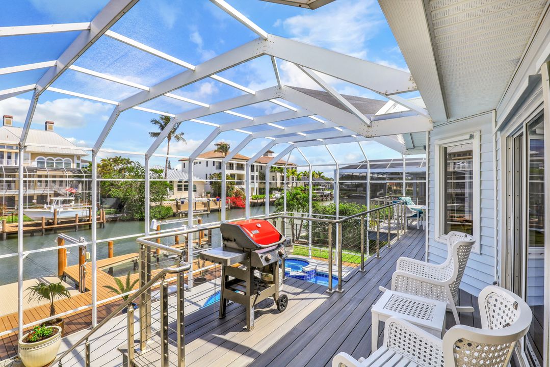 437 Tradewinds Ave, Naples, FL 34108