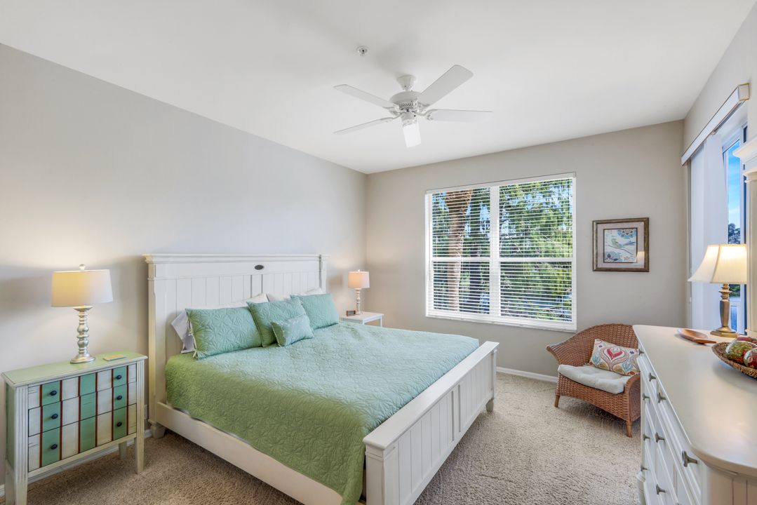 8247 Parkstone Pl #205, Naples, FL 34120