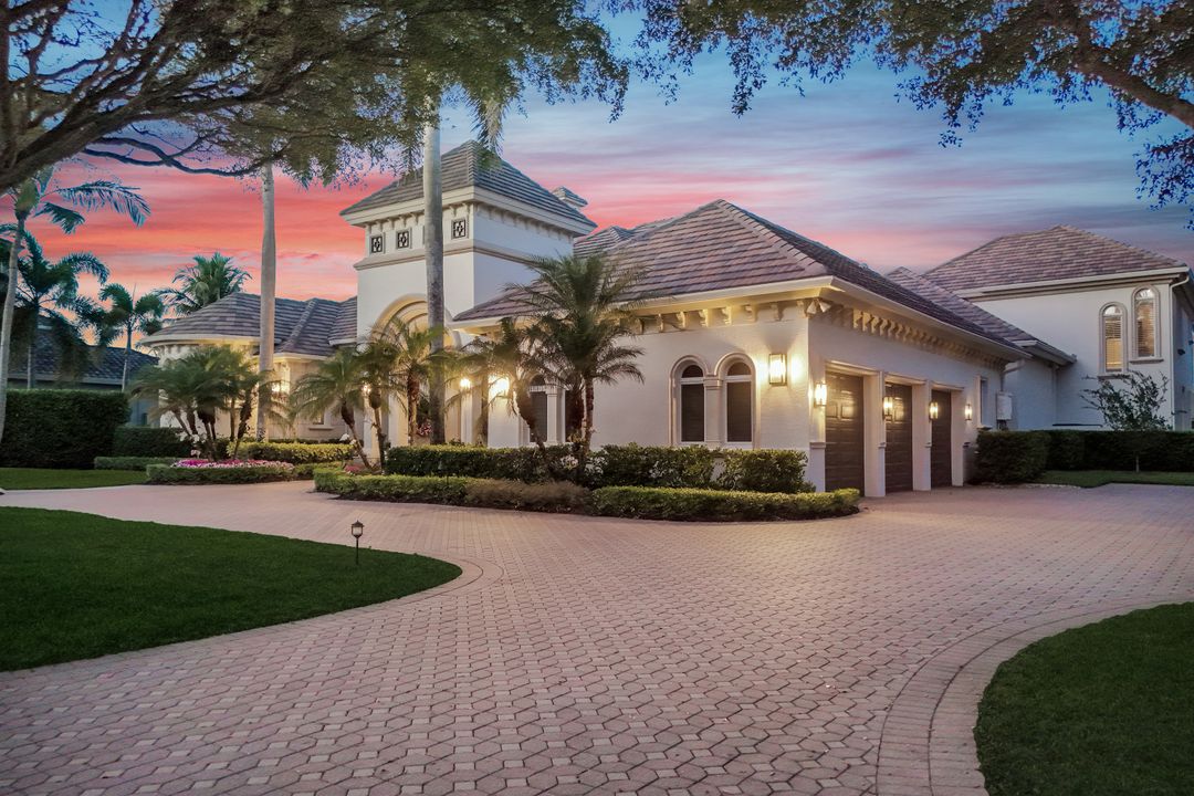 2145 Canna Way, Naples, FL 34105