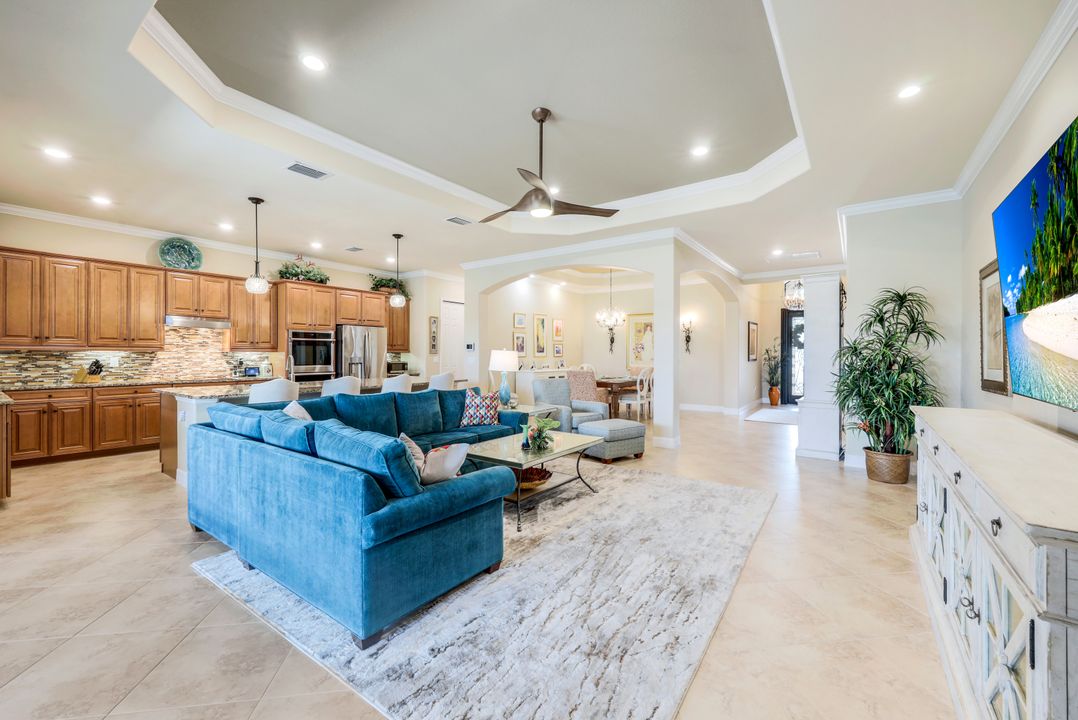 28102 Edenderry Ct, Bonita Springs, FL 34135