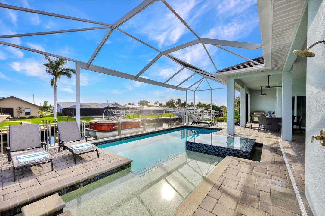 5317 SW 8th Pl, Cape Coral, FL 33914