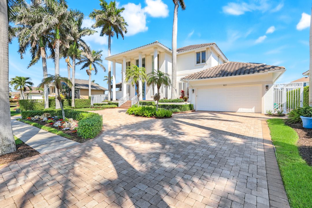 821 Partridge Ct, Marco Island, FL 34145