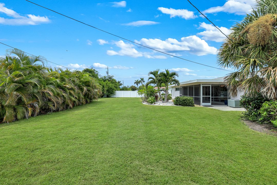 5236 Elm Ct, Cape Coral, FL 33904