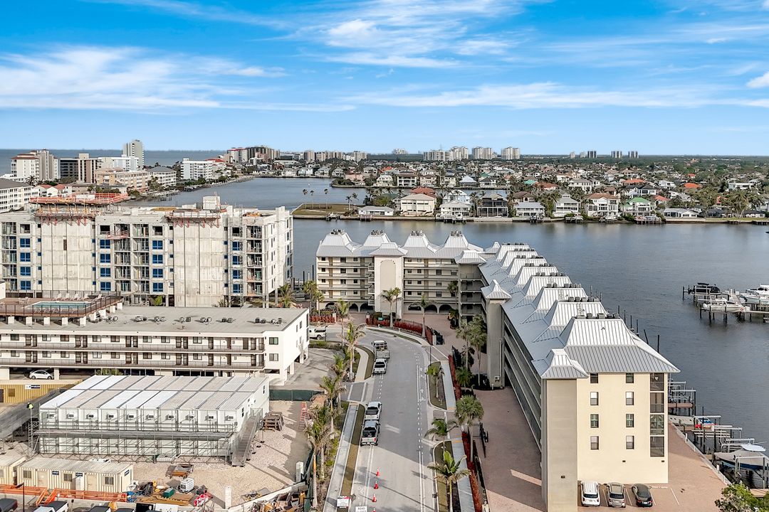 271 Southbay Dr #155, Naples, FL 34108
