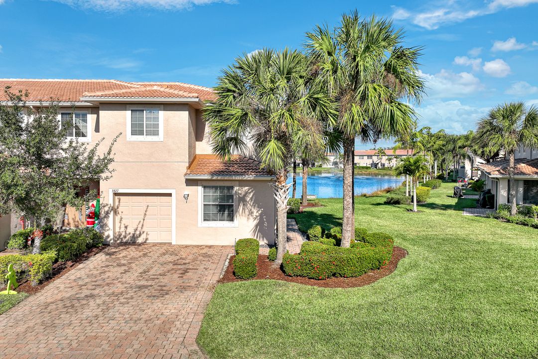 3827 Clearbrook Ln, Fort Myers, FL 33966