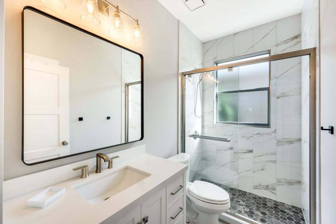 19641 Silver Oak Dr, Fort Myers, FL 33967