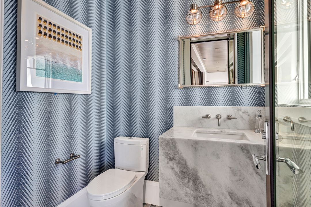 3637 Crayton Rd, Naples, FL 34103