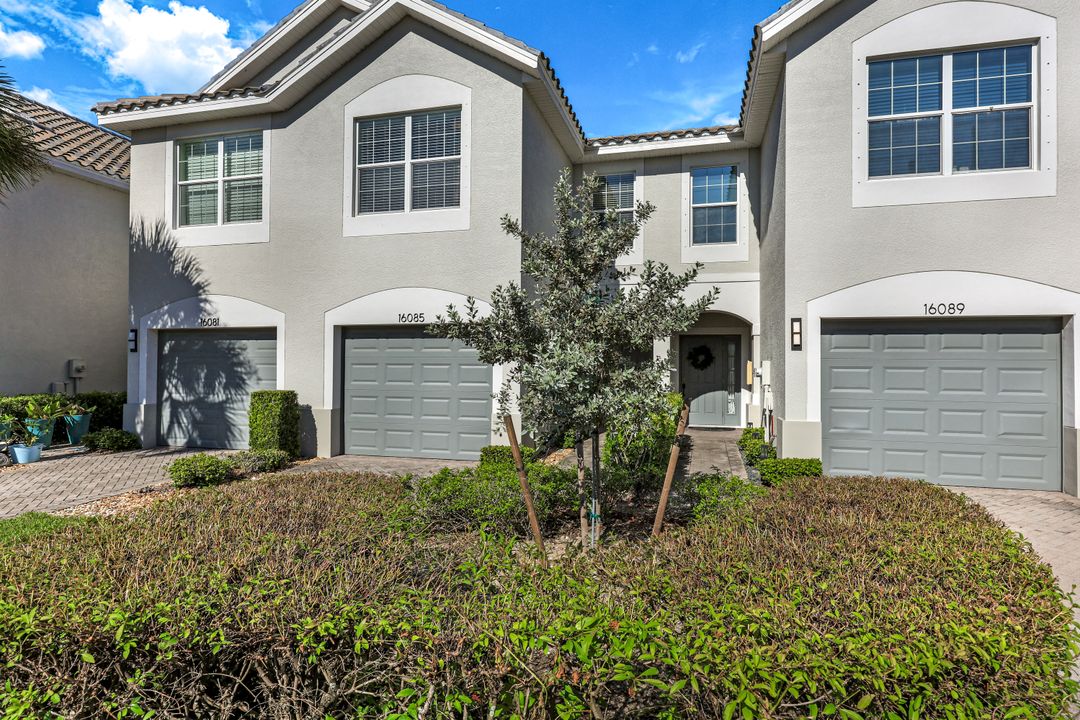 16085 Ravina Way, Naples, FL 34110