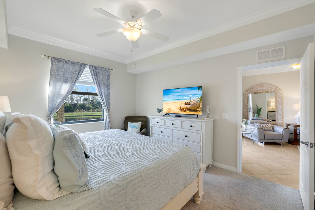9735 Acqua Ct #625, Naples, FL 34113