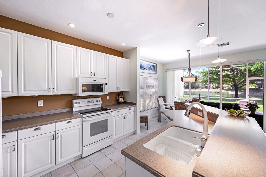 6360 Lexington Ct #101, Naples, FL 34110