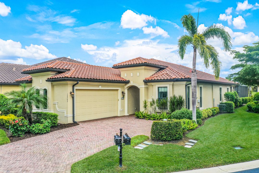 10263 Porto Romano Drive, Miromar Lakes, FL 33913