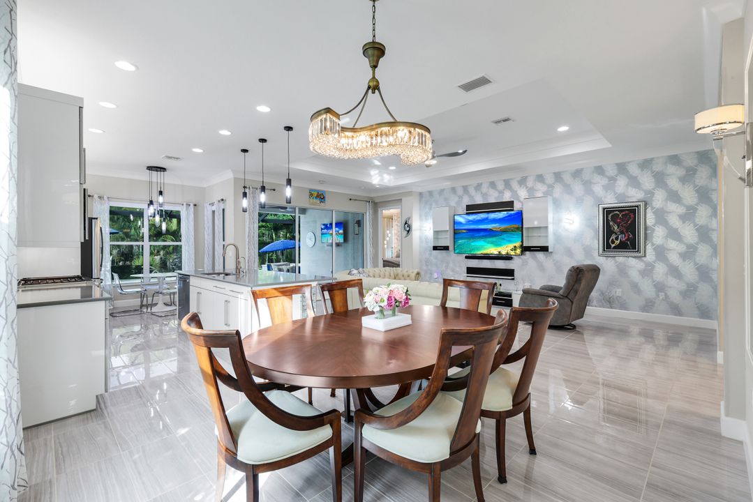 28560 Twain Dr, Bonita Springs, FL 34135