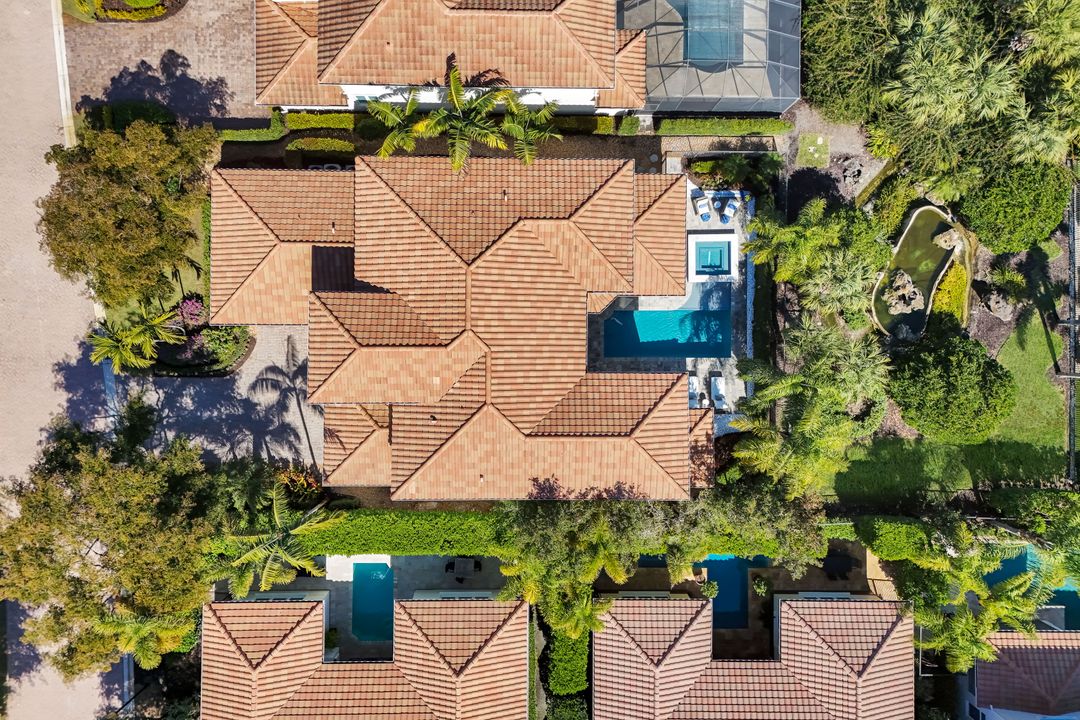 2106 Modena Ct, Naples, FL 34105