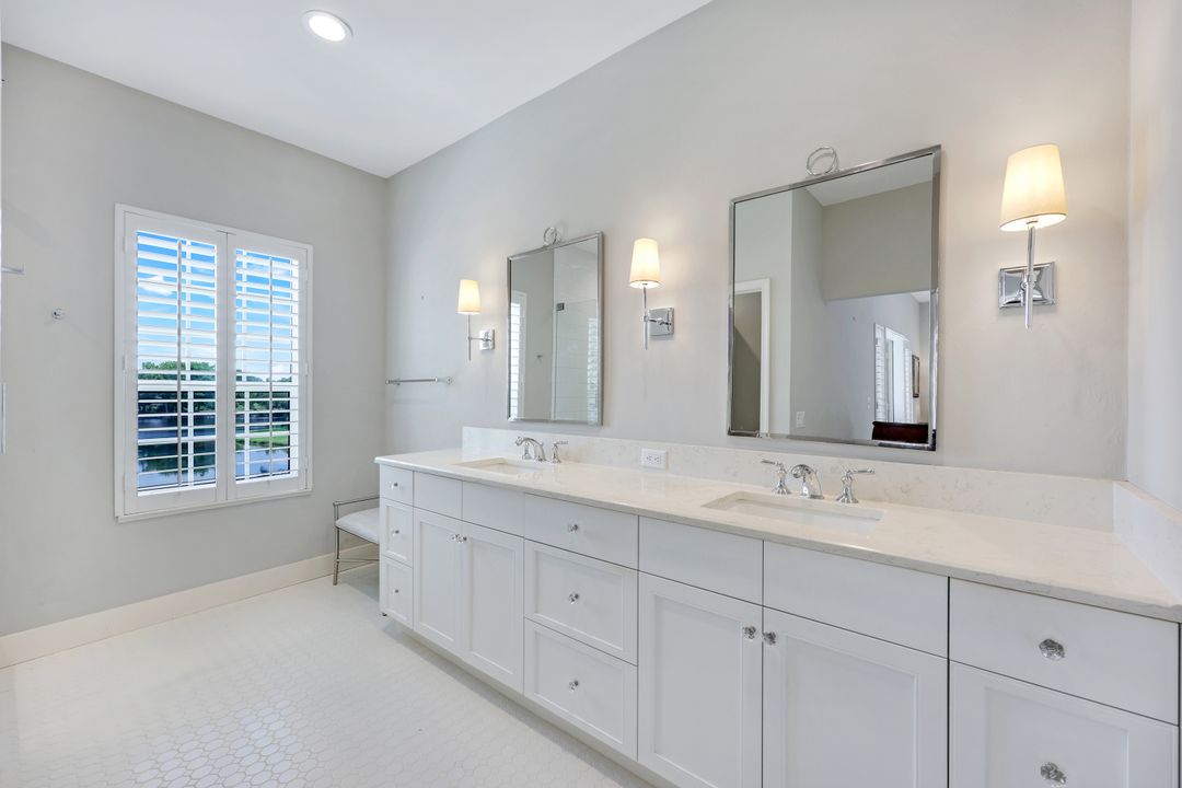3470 Thornbury Ln, Bonita Springs, FL 34134