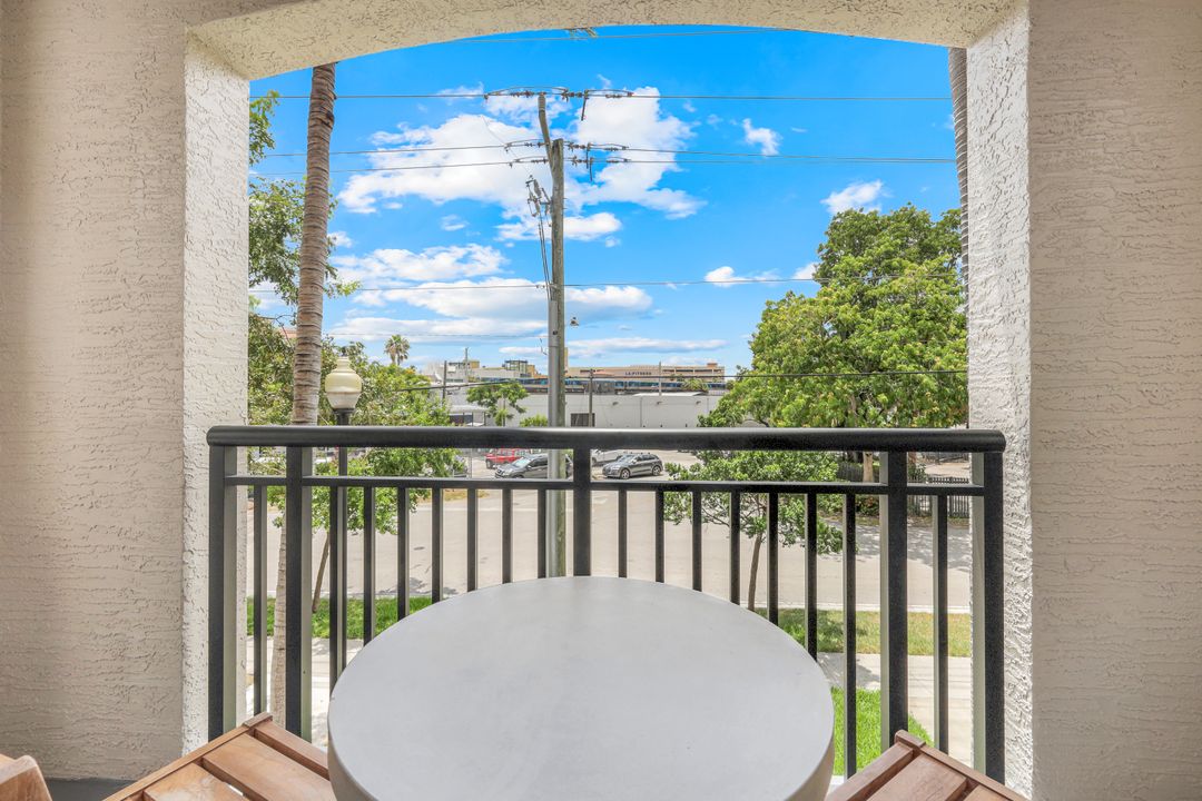6620 SW 57th Ave #C202, South Miami, FL 33143