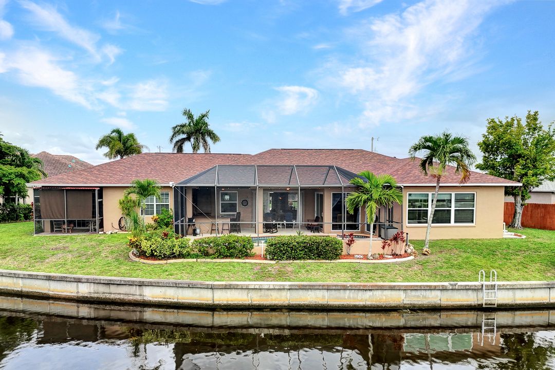 2118 SE 18th Ave, Cape Coral, FL 33990