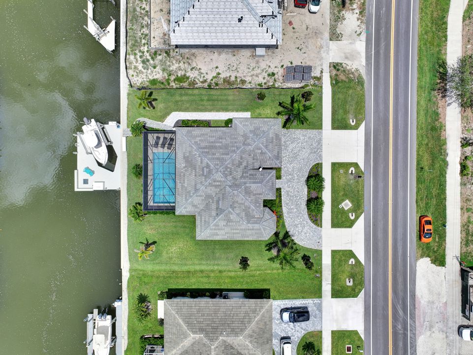 498 N Barfield Dr, Marco Island, FL 34145