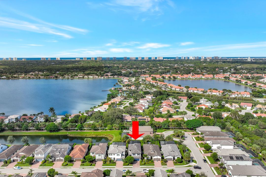 7265 Wilton Dr N, Naples, FL 34109