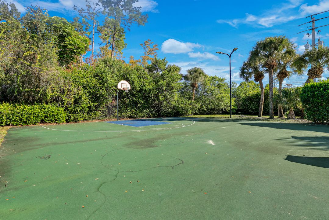 15715 Marcello Cir, Naples, FL 34110