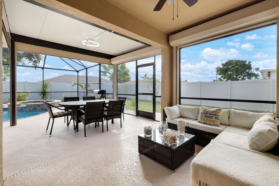 1323 SW 9th Ave, Cape Coral, FL 33991