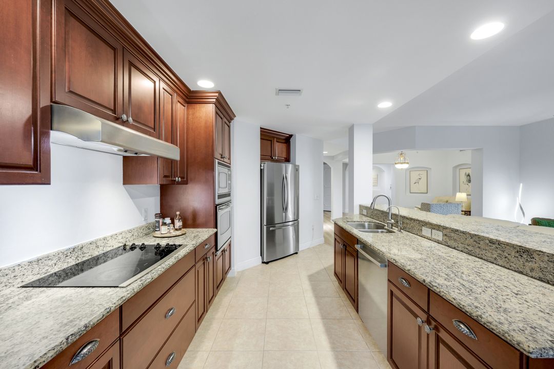 6081 Silver King Blvd #103, Cape Coral, FL 33914