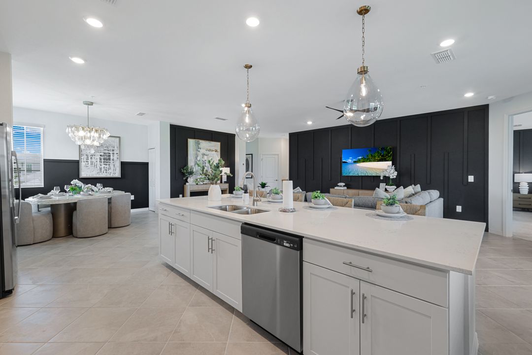 12997 Blackberry Ct #56-202, Venice, FL 34293
