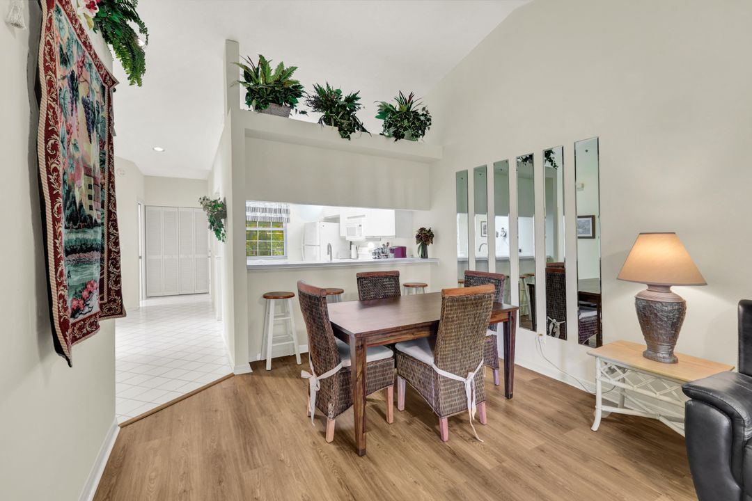 326 Bradstrom Cir # F-204, Naples, FL 34113