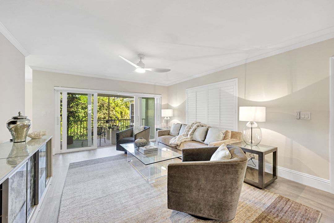 4180 Crayton Rd #E8, Naples, FL 34103