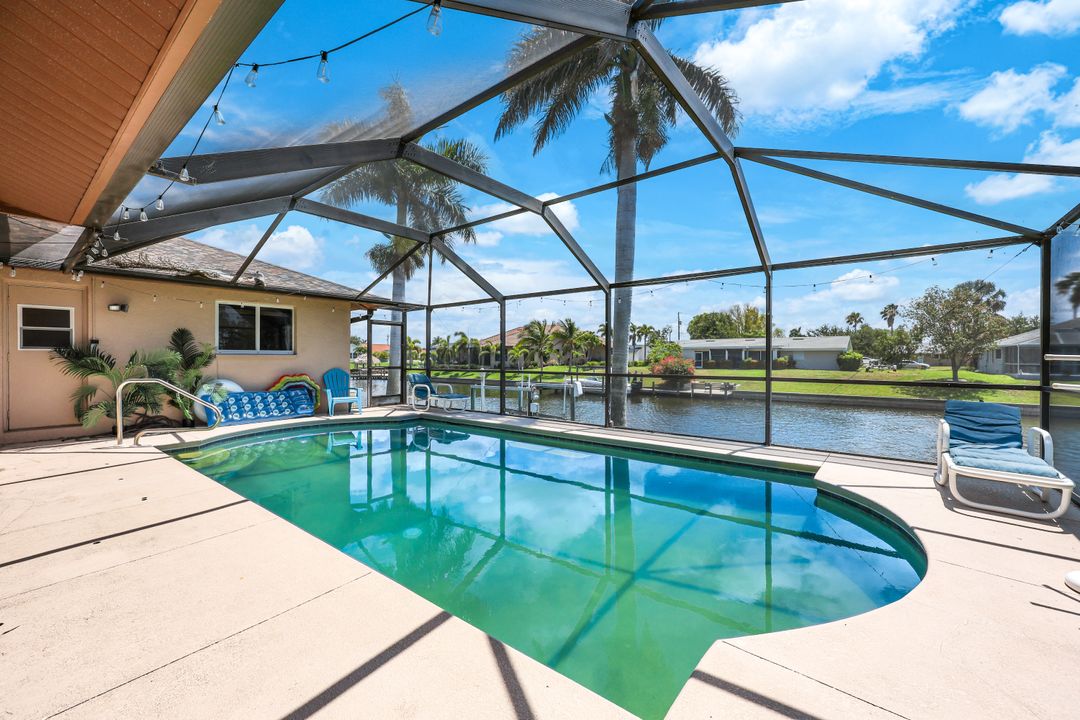 3209 SE 1st Ct, Cape Coral, FL 33904