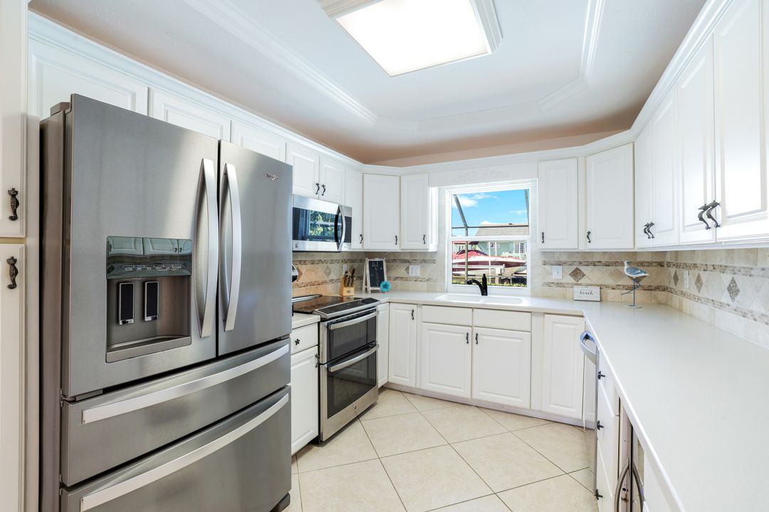 20 Hickory Ct, Marco Island, FL 34145