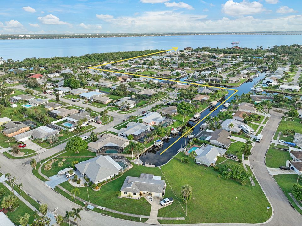 1751 Lakeview Blvd, North Fort Myers, FL 33903