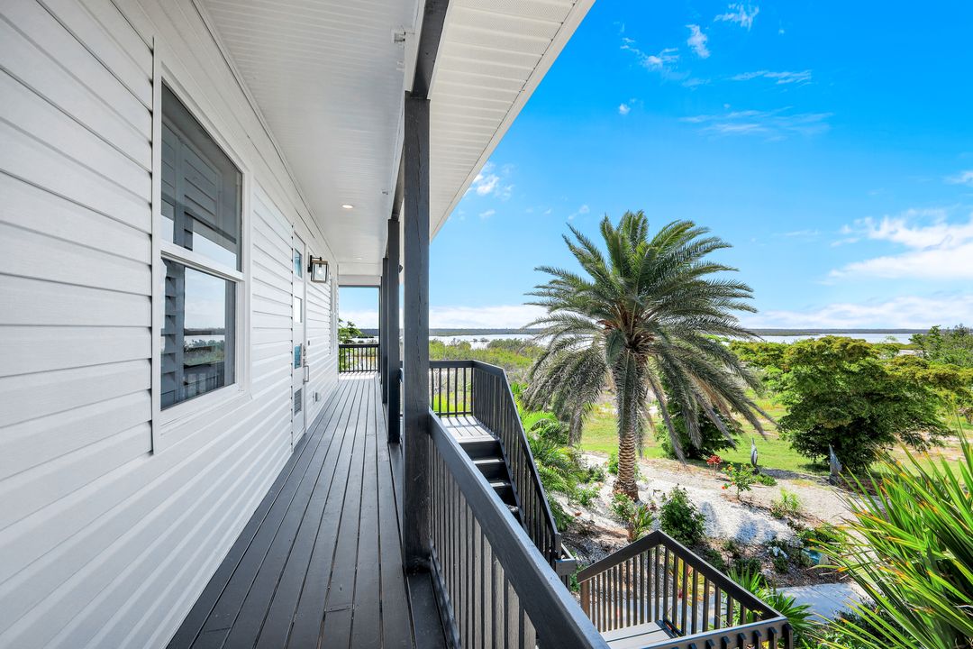 5257 Western Dr, Saint James City, FL 33956