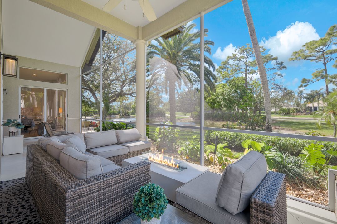 109 Greenfield Ct, Naples, FL 34110