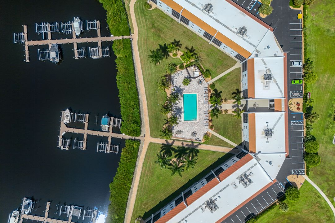 226 3rd St #206, Bonita Springs, FL 34134