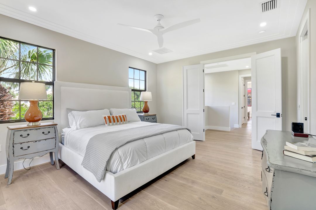 9037 Alturas St #3705, Naples, FL 34113