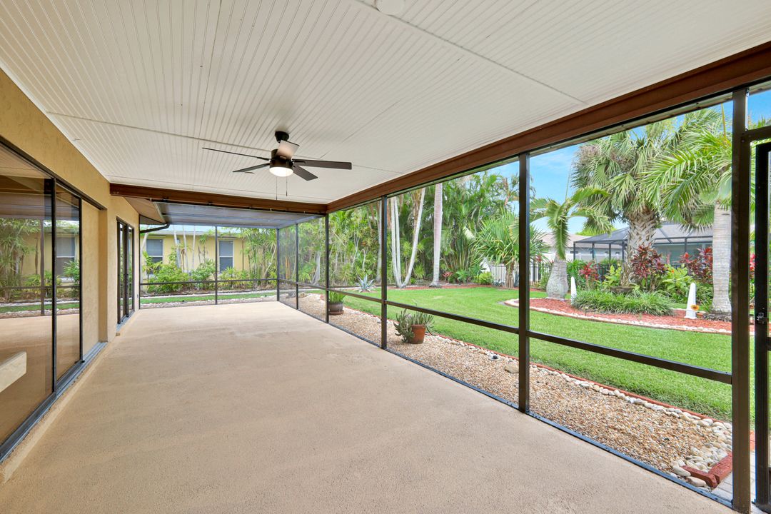 900 SW 54th Ln, Cape Coral, FL 33914